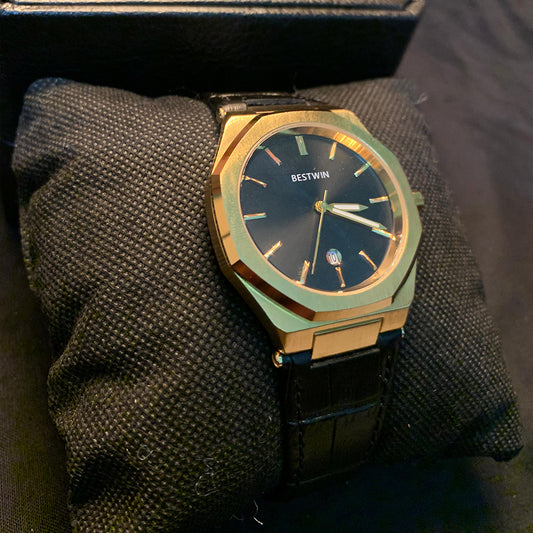 BESTWIN Men's Dress Watch – Black Dial & Leather Strap (Gold-Tone Finish)