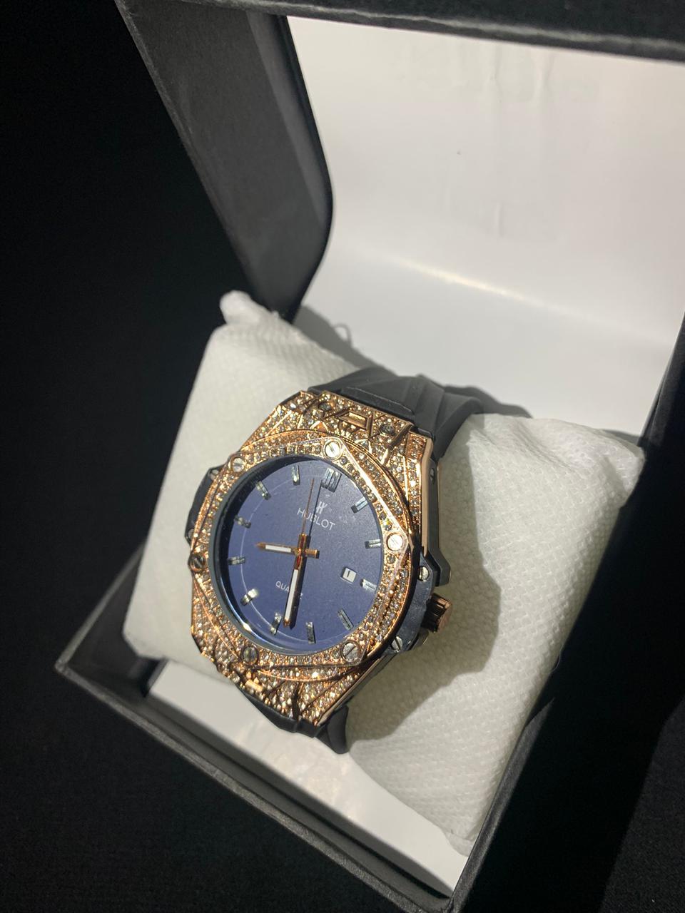 Hubloat Royal Quartz Watch – Midnight Blue & Gold