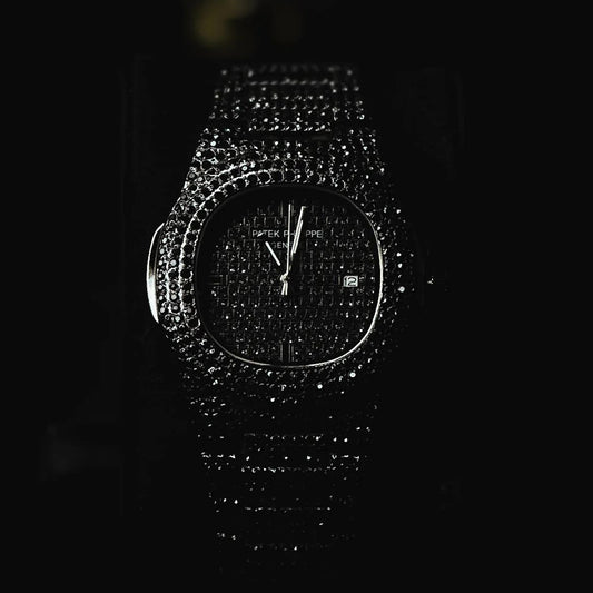 PP Luxury Iced-Out Black Crystal Watch – Date Display | Statement Piece